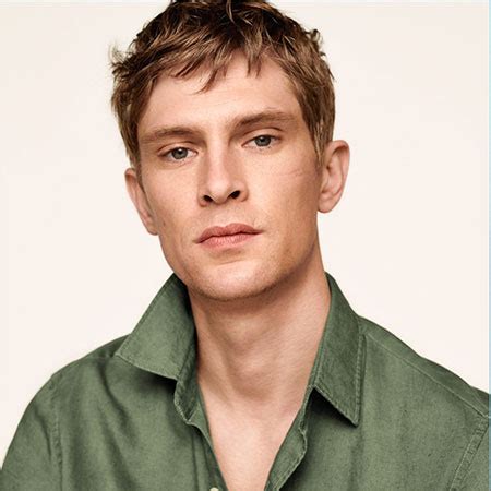 mathias lauridsen bio.